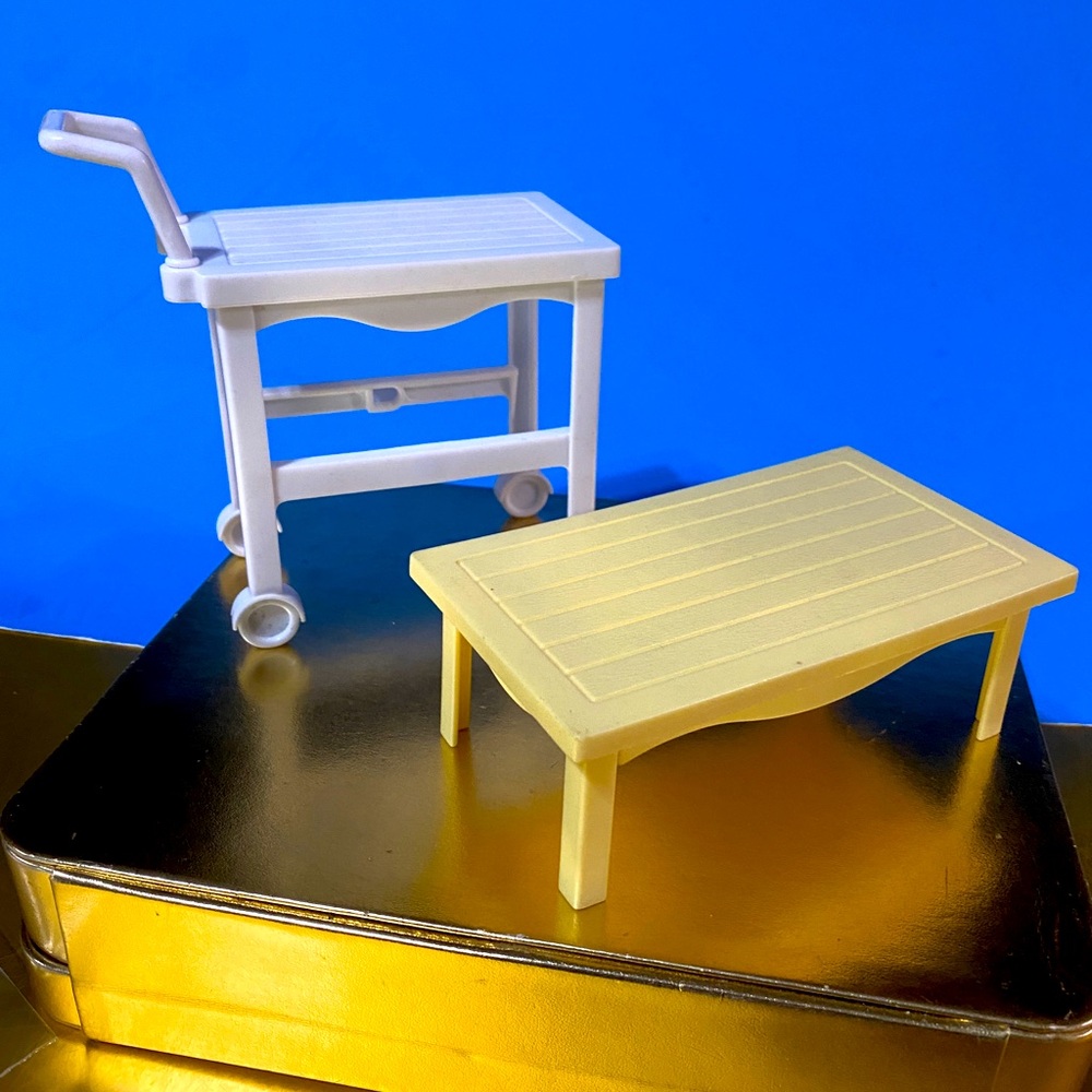 BARBIE VTG 1995 COLLECTIBLE PATIO DOLLHOUSE FURNITURE TABLE & PUSH CART